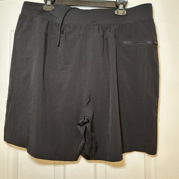 Women’s Gaiam Black Athletic Shorts - Picture 3 of 5